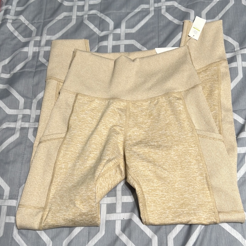 Aerie workout set - Picture 4 of 5